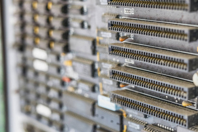 計算機(jī)及外圍設(shè)備 連接數(shù)字世界的橋梁